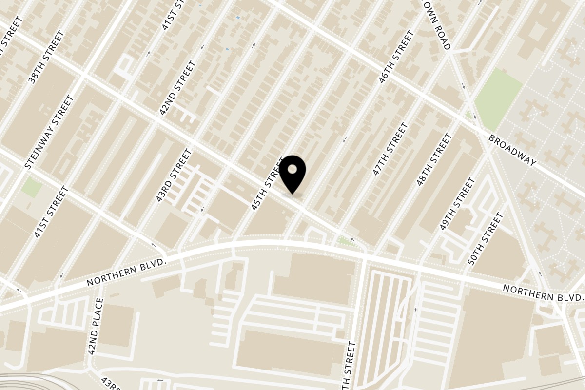 Map showing the location of Nonnas 1977 on 45-13 34th Ave in Astoria